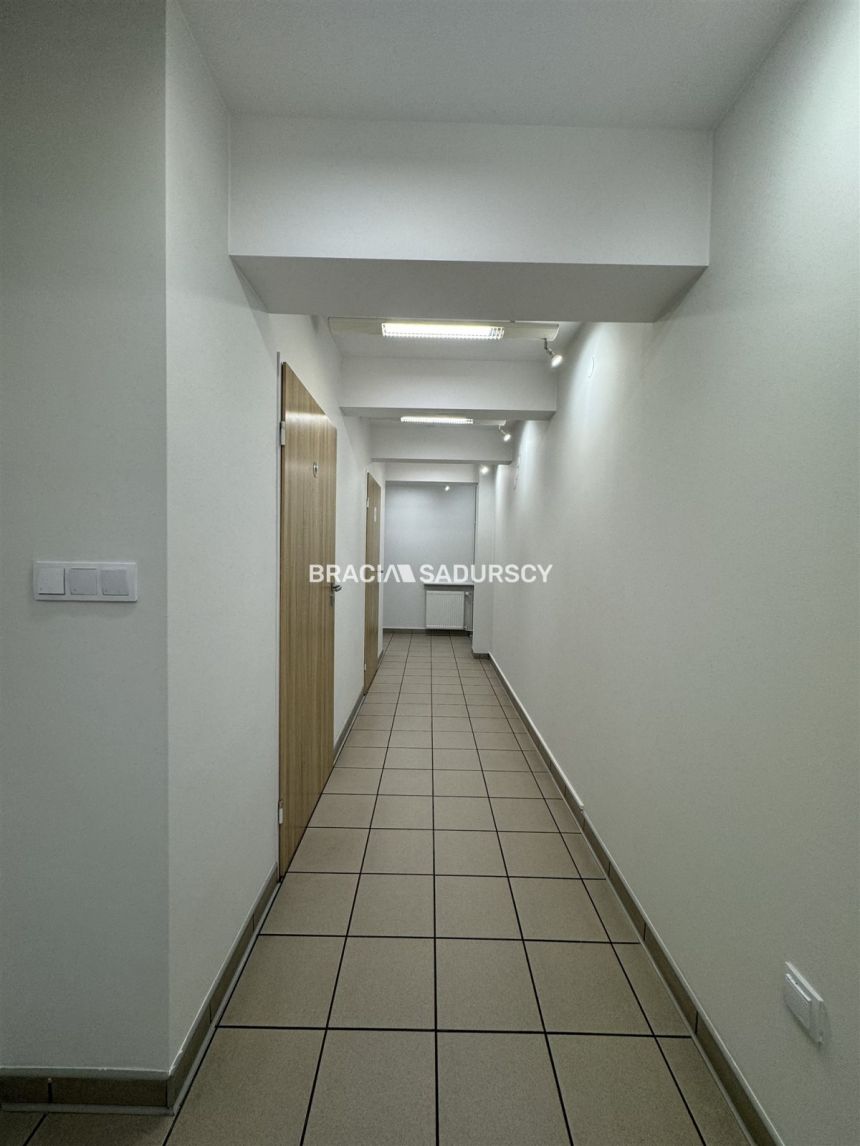 lokal biurowy, usługowy, Wadowicka 221m2 miniaturka 8