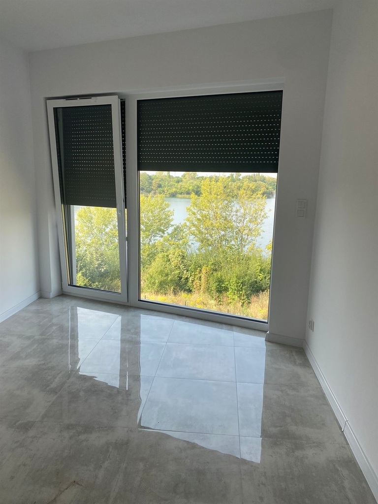 Wynajem apartament 76m2. 3 pokoje z tarasem miniaturka 9