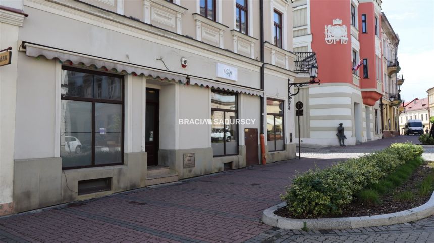 Tarnów, 7 317 zł, 267.99 m2, do adaptacji miniaturka 20