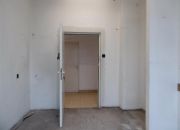 Włochy: biuro 25 m2 miniaturka 3