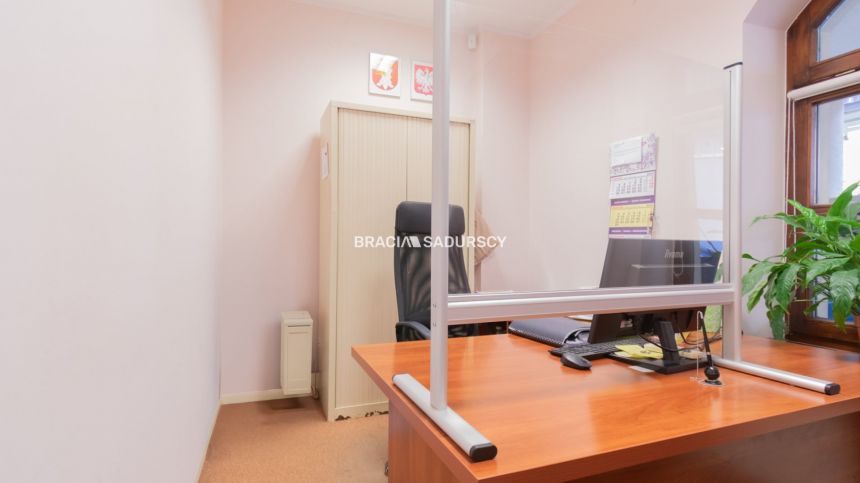 Atrakcyjny lokal w pobliżu Ronda Mogilskiego miniaturka 32