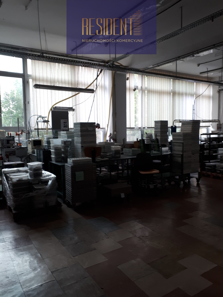 Lokal magazynowy z biurem, rampy i doki, Mokotów miniaturka 2