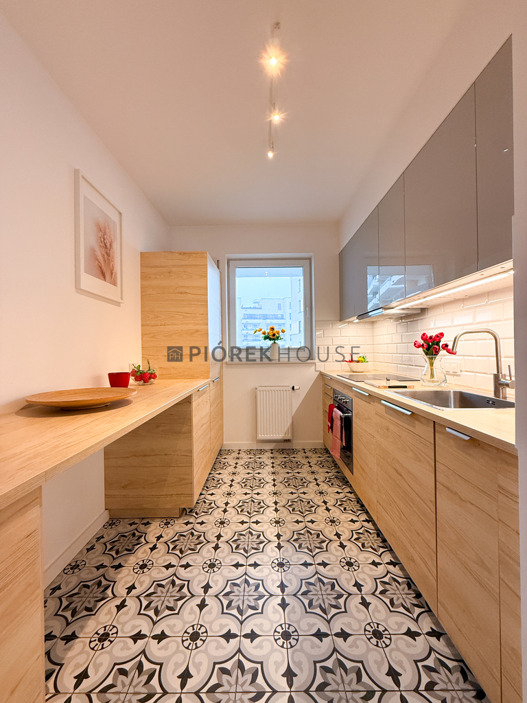 2 pokojowy apartament z dużym balkonem! miniaturka 2