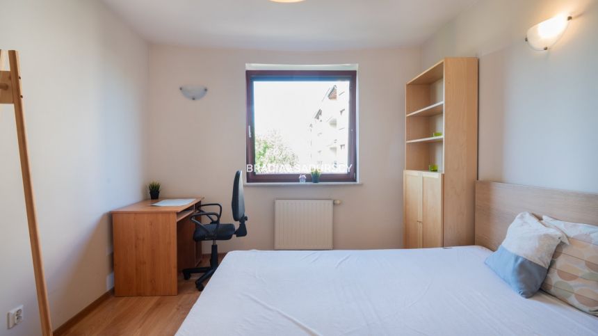 Kraków Łokietka — 2 pokoje z klimatem i balkonem miniaturka 11