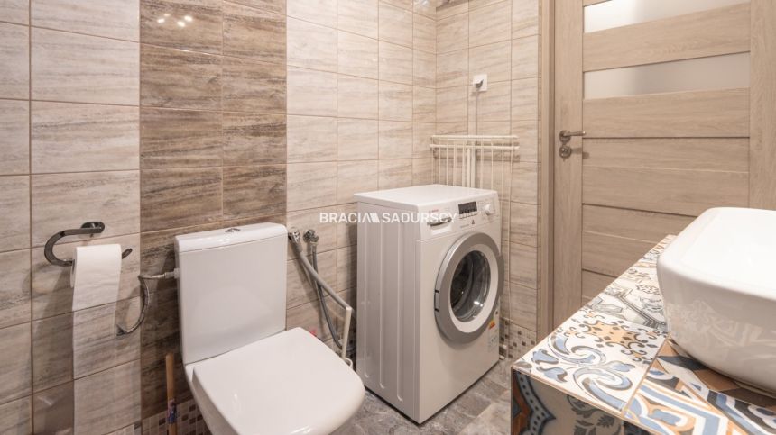 Jedna sypialnia z balkonem obok Hali Targowej miniaturka 15