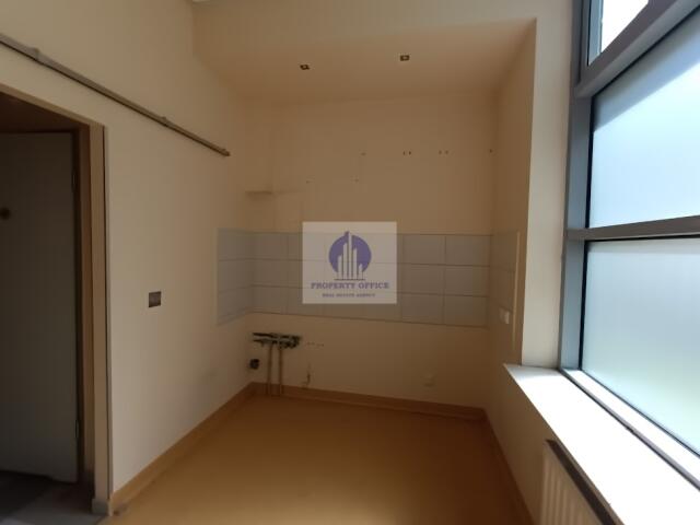 Mokotów: biuro/usługi 122,82 m2 miniaturka 9
