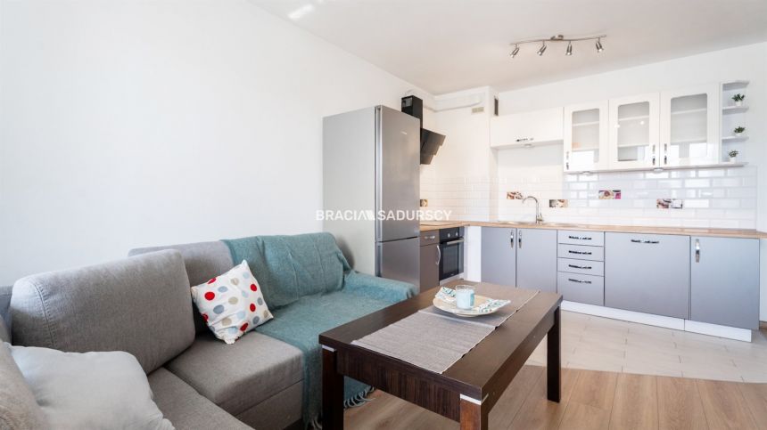 Komfortowy apartament 3 pok. z parkingiem gratis miniaturka 18