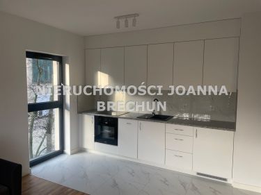 Komuny Paryskiej / Wykończone