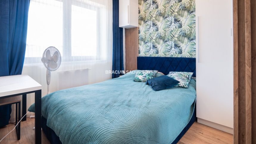 Nowoczesne 2 pokoje z klimatyzacją i balkonem miniaturka 7