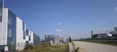 Działka przy trasie S-8 pod zabudowę UP