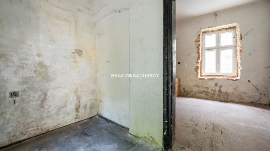 Lokal 18,47 m² | Stare miasto | Oficyna miniaturka 9