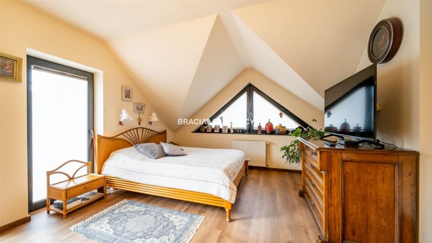 Dom w Węgrzcach Wielkich, 200m2! miniaturka 30