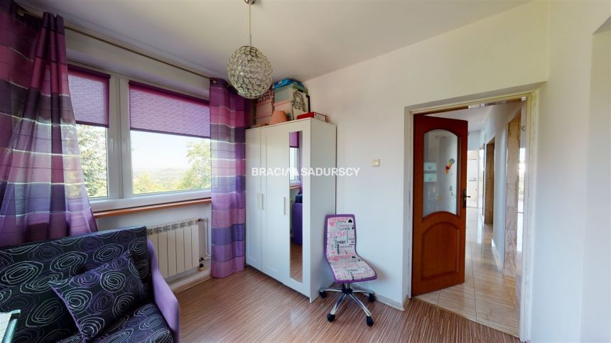 Dom mieszkalny, trzykondygnacyjny miniaturka 30
