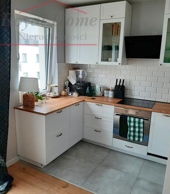 Nowoczesne, umeblowane 2 pok z balkonem Krzyki. miniaturka 5