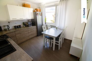Mieszkanie 3-pokoje Balkon Garaż
