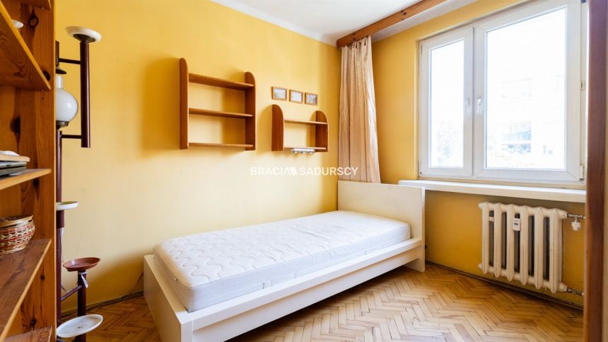 super skomunikowane, 2pok.+osobna kuchnia, tramwaj miniaturka 8