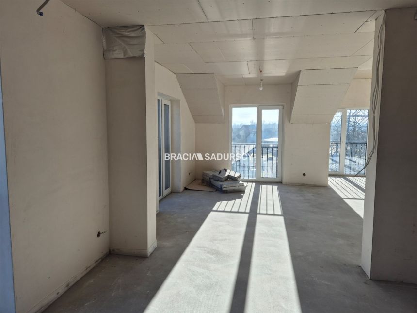 Wolnostojący obiekt biurowy- 300m2!!! miniaturka 19