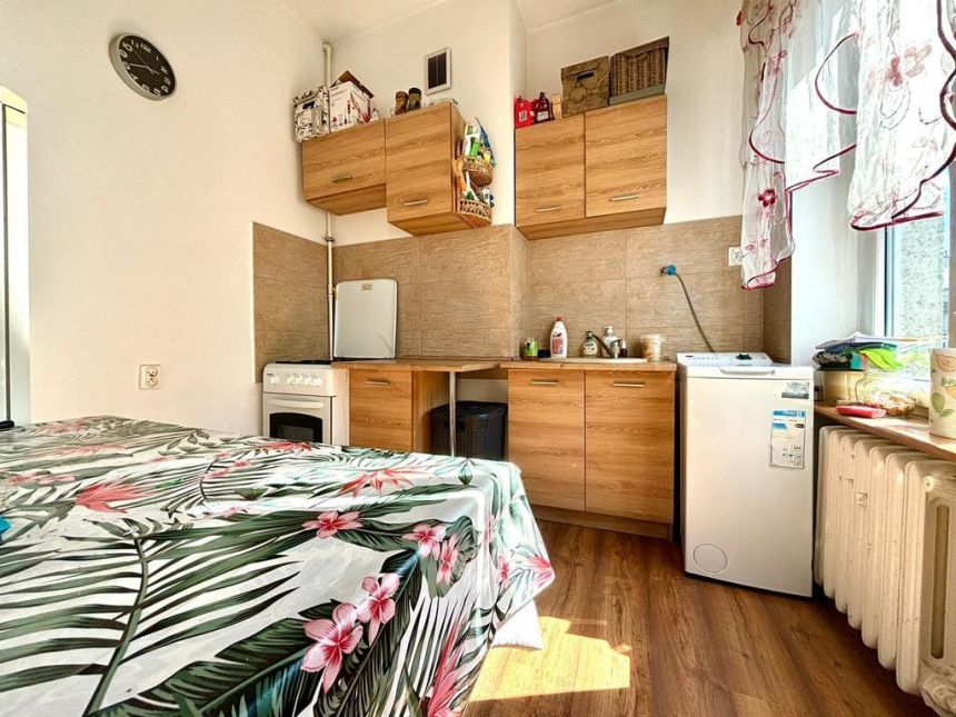 KAWALERKA W CENTRUM MIASTA, 35 MKW miniaturka 4