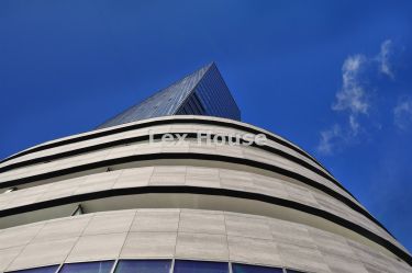 Sprzedam komfortowy apartament w Hanza Tower.