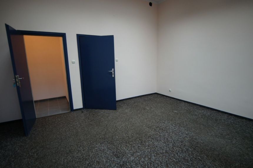 Lokale biurowe do wynajęcia w centrum Opola miniaturka 4