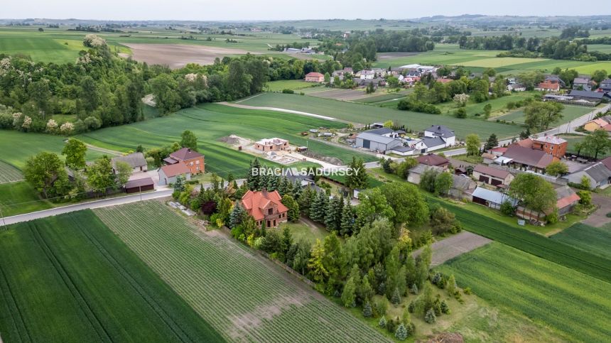 Piękny dom na dużej działce w cichej okolicy miniaturka 42