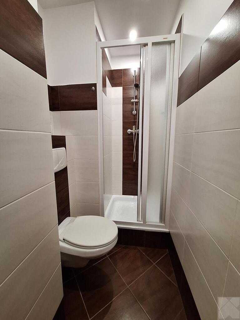Mieszkanie 3-pokojowe z dużym balkonem miniaturka 8