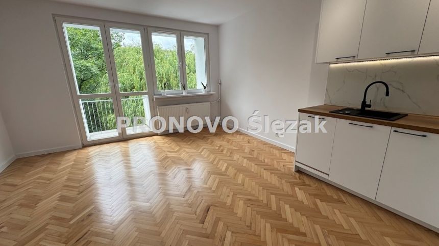 Luksusowe 2 pokoje z balkonem i zielenią ul.Zdrowa miniaturka 2