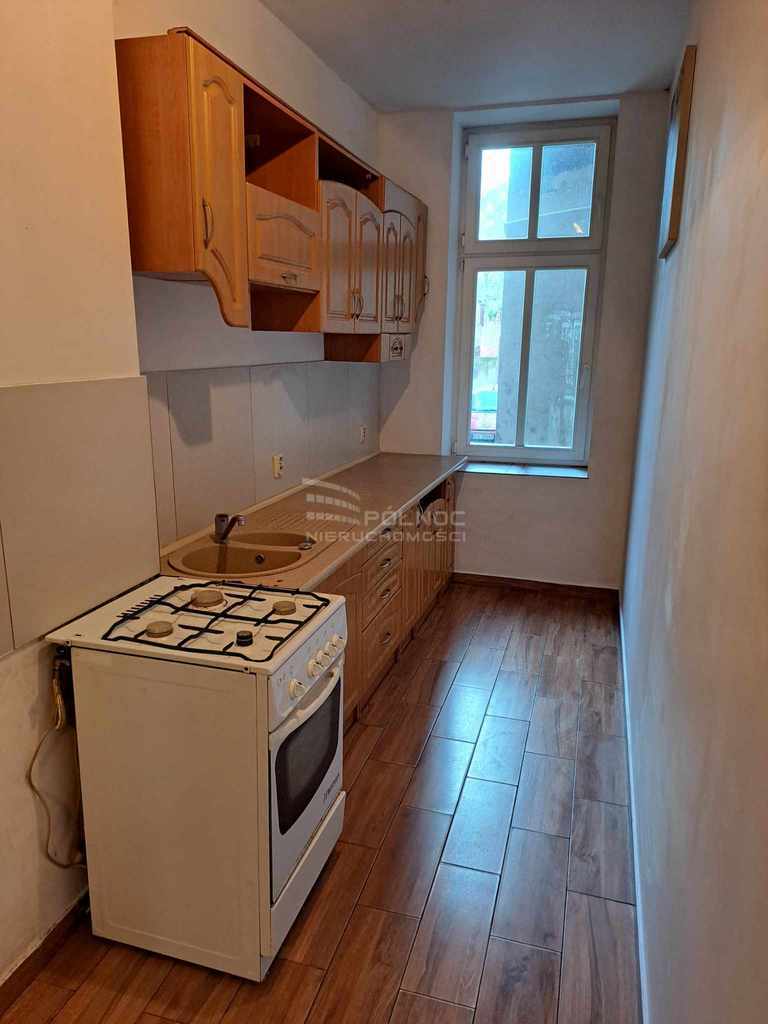 3 pokojowe mieszkanie, blizko Centrum, 102 m2 miniaturka 3