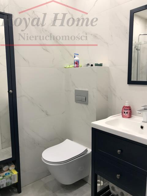 Nowoczesne, umeblowane 2 pok z balkonem Krzyki. miniaturka 9