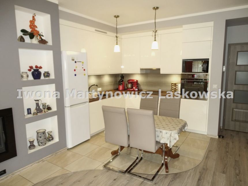 Gustowny apartament, parter, 3 pokoje,garaż, Obora miniaturka 4