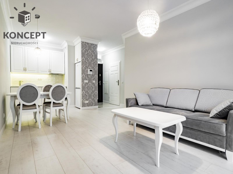 2-pok. apartament w Centrum | Niski czynsz - zdjęcie 1