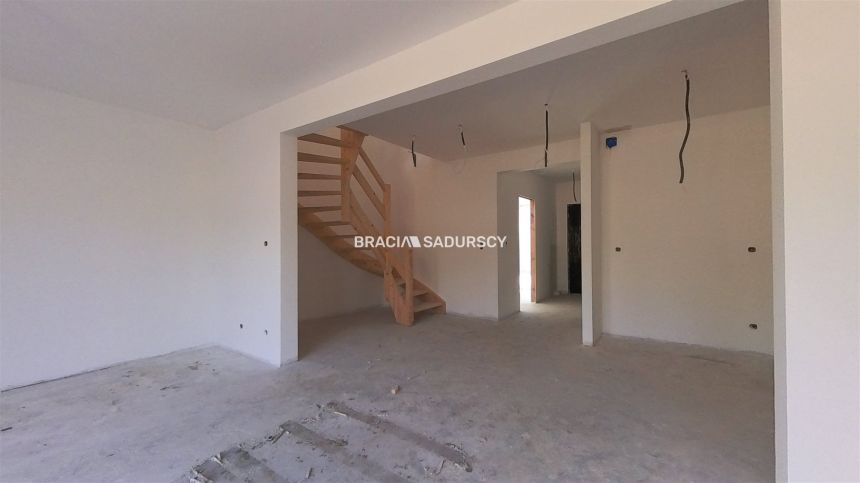 Dwupoziomowy apartament w Łodygowicach miniaturka 2