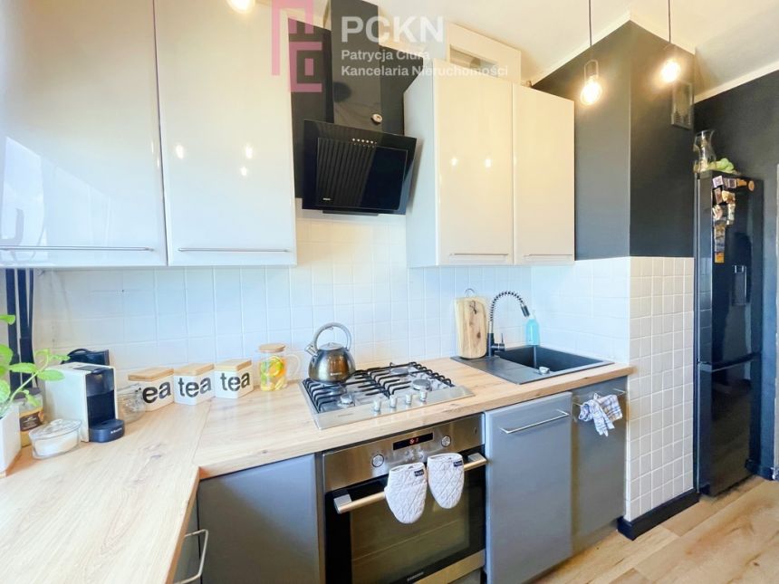 Zadbane 3 pokoje na ZWM – 10. piętro, 60 m² miniaturka 12