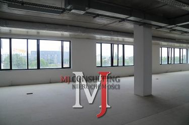 Wrocław Fabryczna 43 200 zł 900 m2