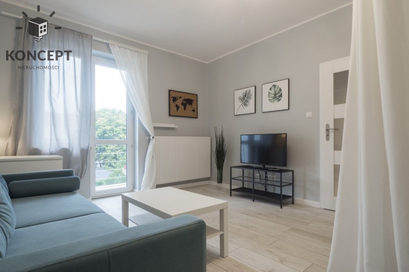 Słoneczna Kawalerka | Balkon | CH Borek miniaturka 2