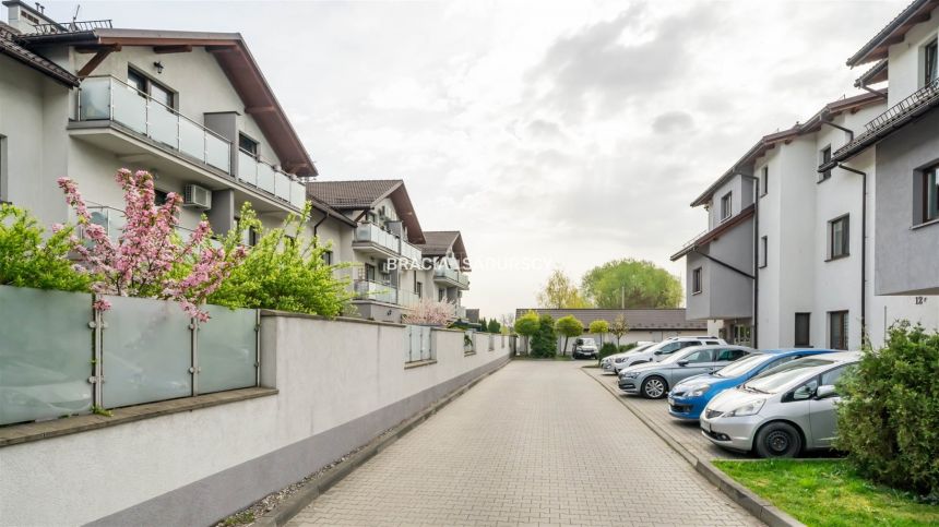 Piękne trzypokojowe mieszkanie w Niepołomicach miniaturka 28