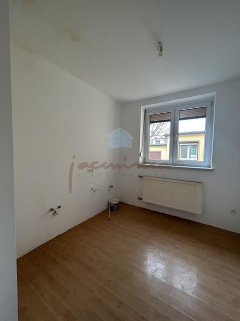 Sprzedam mieszkanie duże możliwości Gniezno os.Grunwaldzkie miniaturka 10