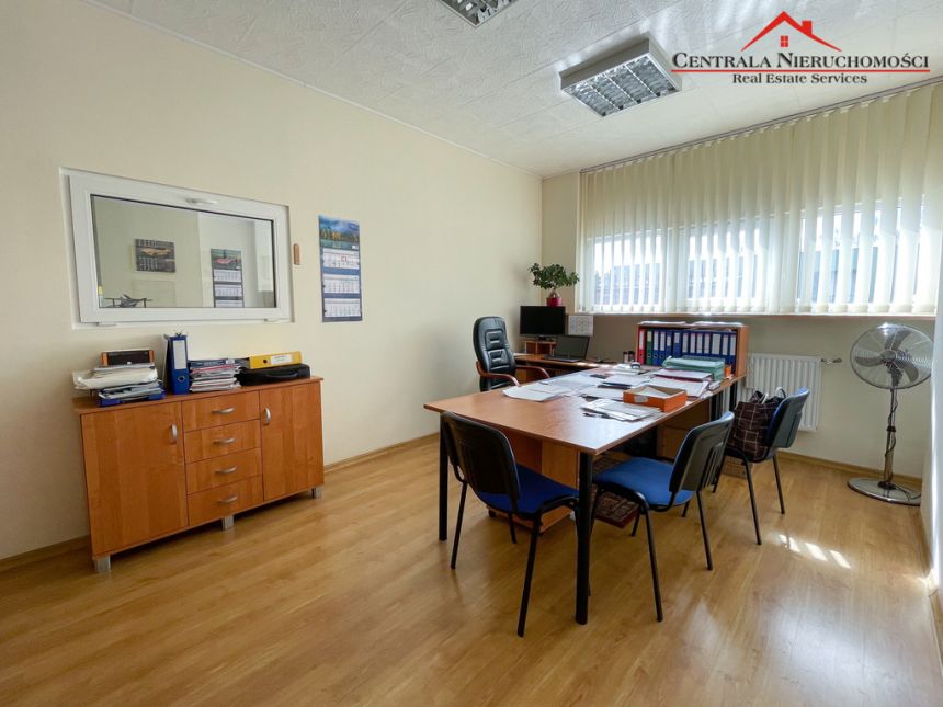 Hala / Magazyn/ 2668 m2, działka 5075 m2 / Toruń miniaturka 3