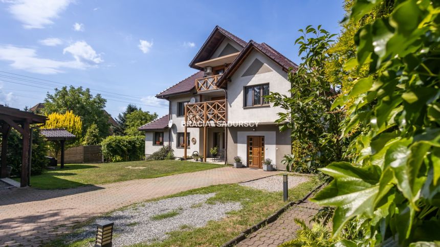 Dom w Swoszowicach 275m2 z dużą działką miniaturka 45