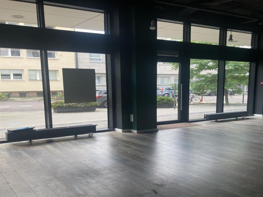 Gdynia Centrum Lokal handlowy do wynajęcia 46m2, 4 miniaturka 9