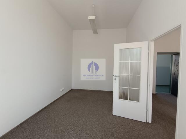 Praga Północ: biuro 32,41 m2 miniaturka 2