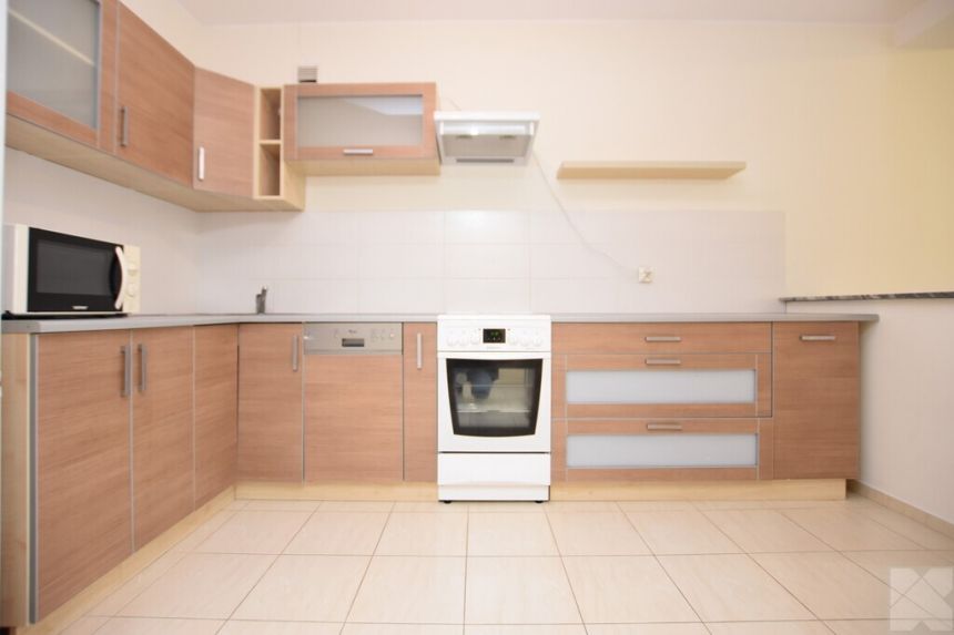 Przestronne mieszkanie Kmiecie 2 pokoje balkon miniaturka 5