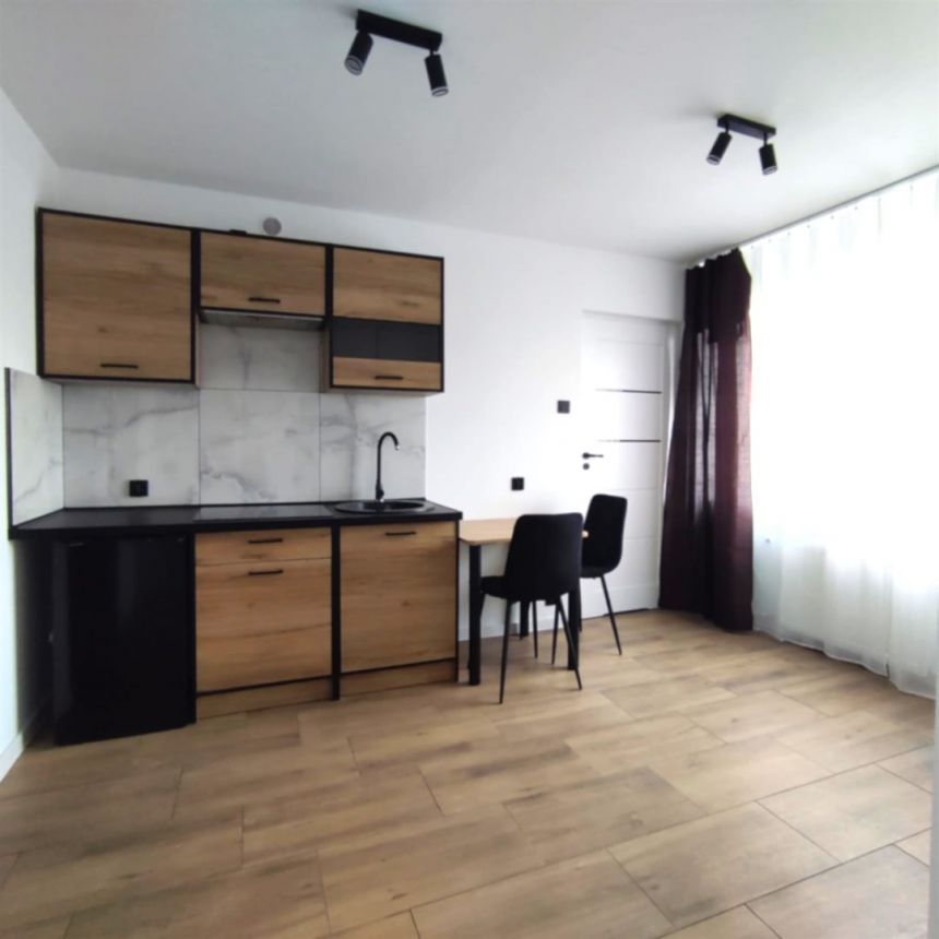 Sosnowiec Zagórze, 235 000 zł, 27 m2, po remoncie - zdjęcie 1