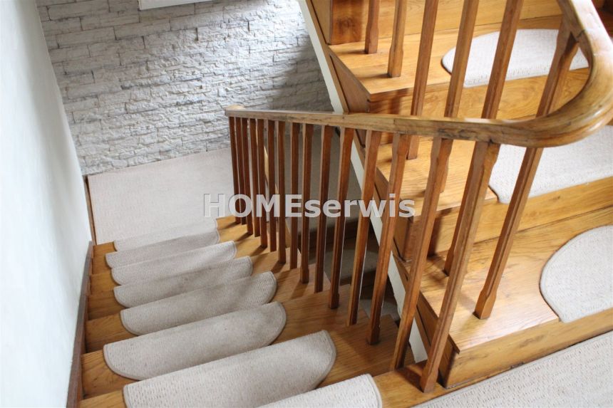 Na sprzedaż duży dom 340 m2, działka 2911 m2 miniaturka 26