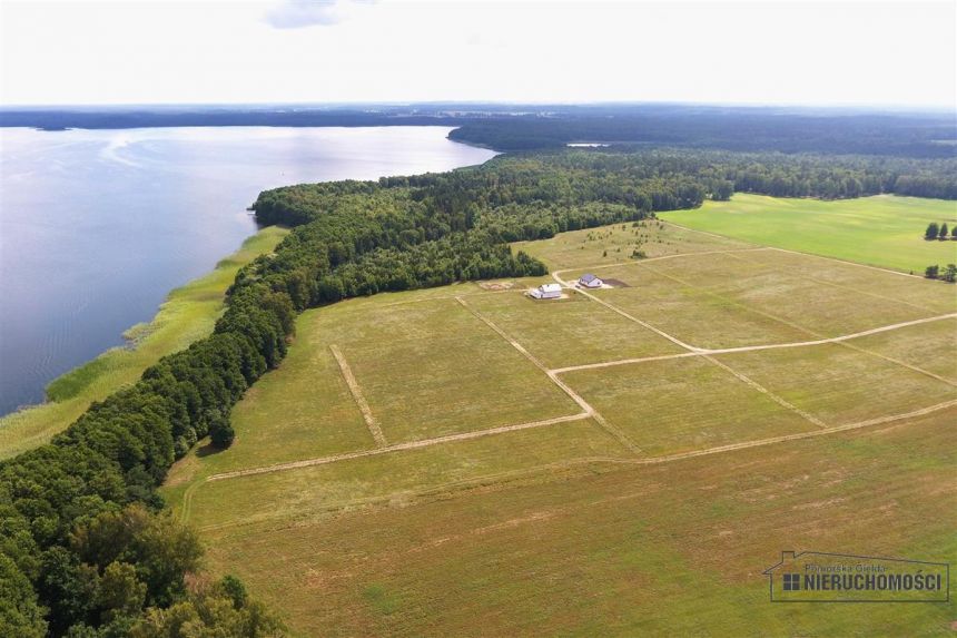 Działki budowlane nad jeziorem Wierzchowo. miniaturka 3