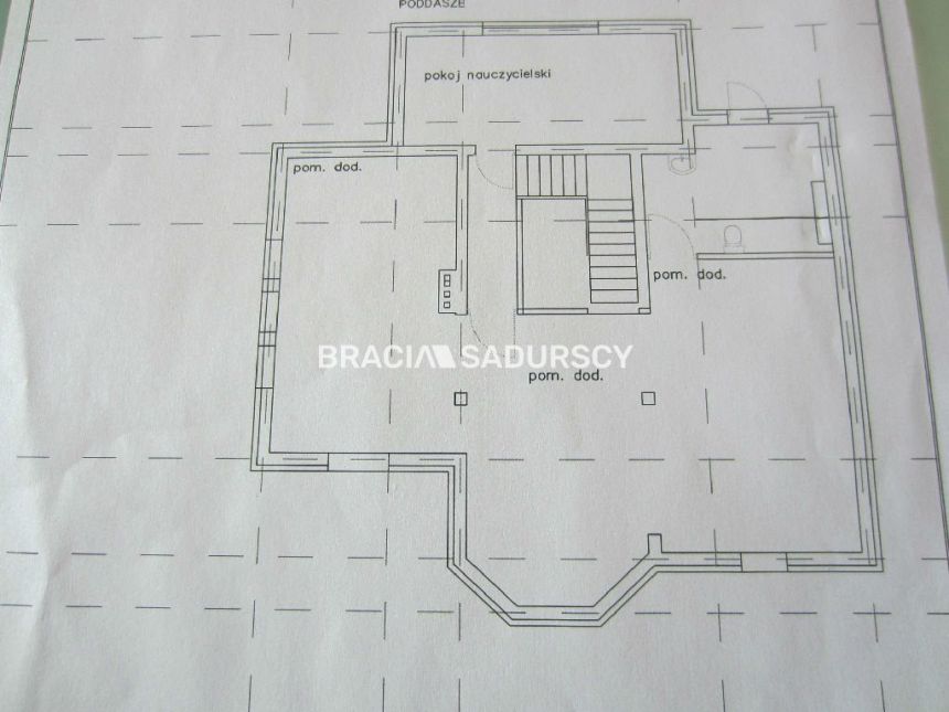 Dom z potencjałem na idealną siedzibę firmy, 280m2 miniaturka 23