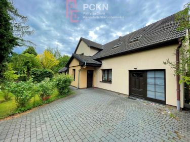 Dom z sadem i osobną kawalerką – Opole, NWK