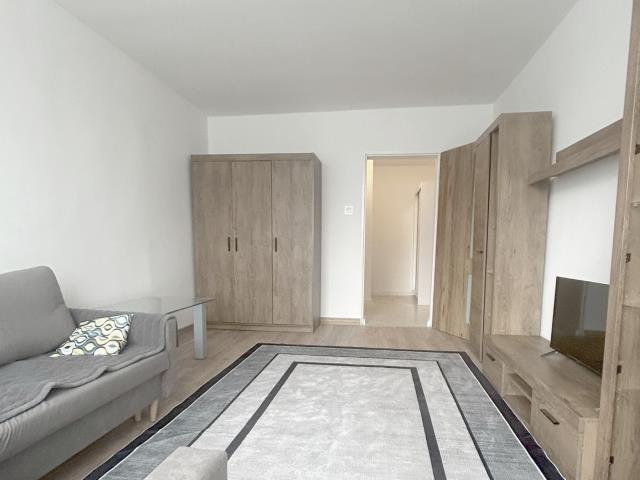 Ciche, wyposażone, przy Metrze miniaturka 4