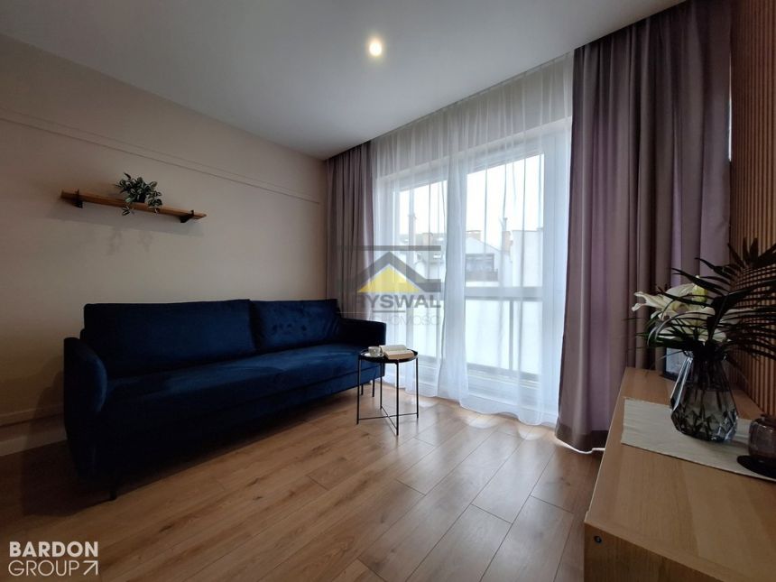 Apartament w centrum miasta!2pokoje,osobna kuchnia miniaturka 15