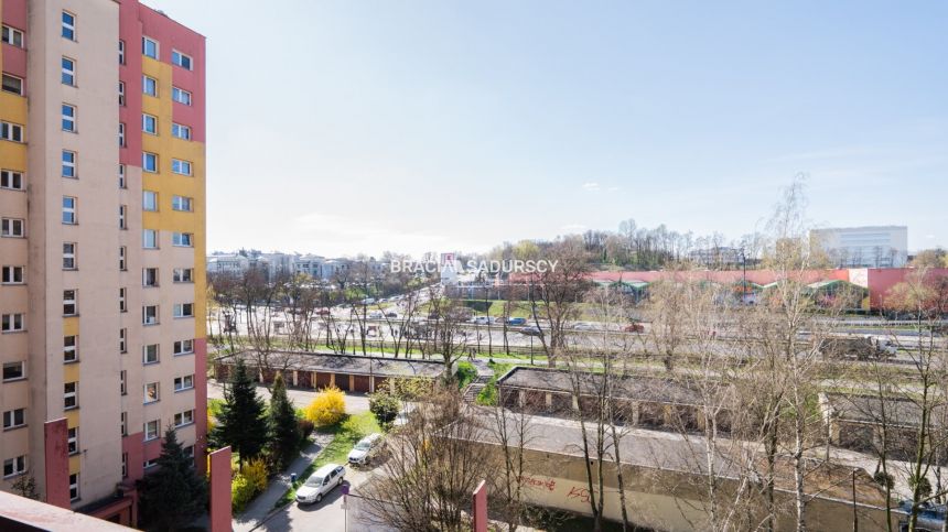 Blisko Szpital Prokocim, tramwaj, 3 pokoje, balkon miniaturka 11